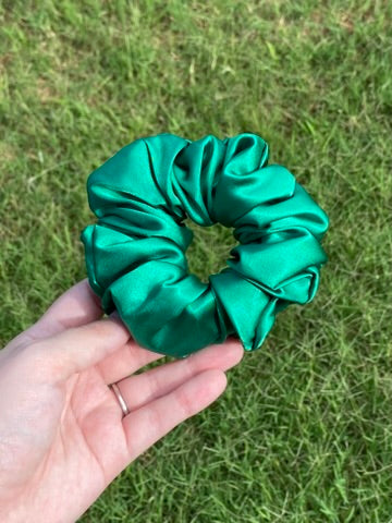 Regular Emerald Satin Scrunchie