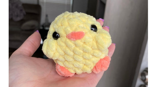 FREE No-Sew Chonky Chicken Crochet Pattern